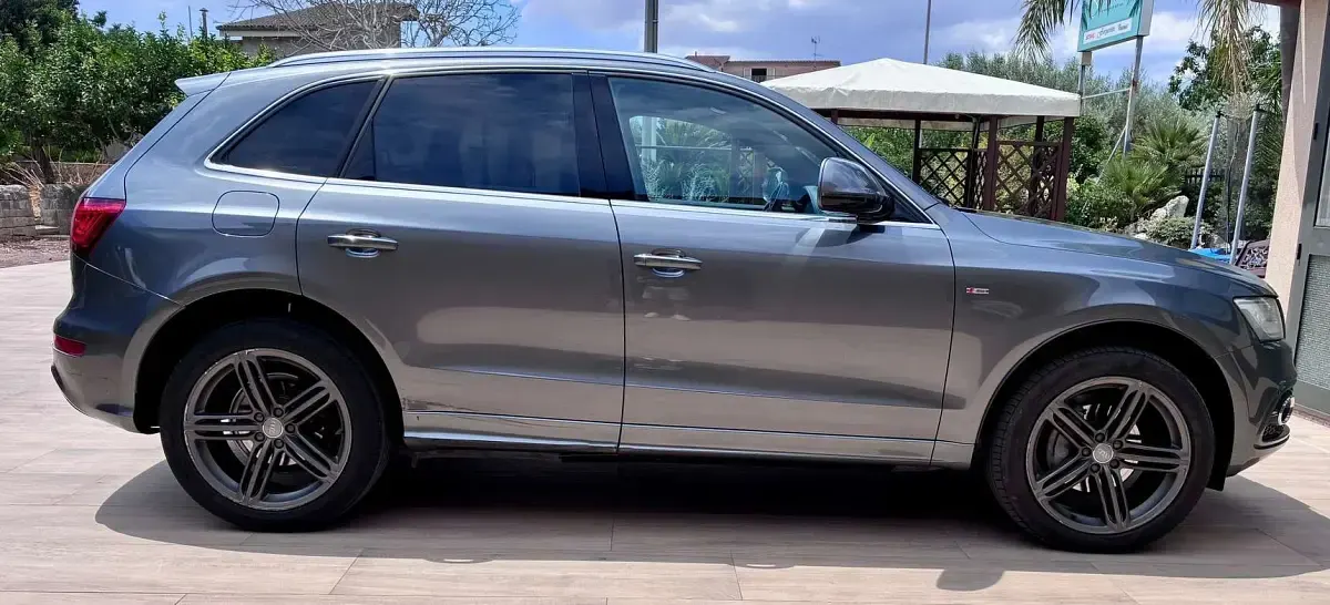 Usata Audi Q5 S-Line 190 CV (139 kW) 2015 Grigio SUV