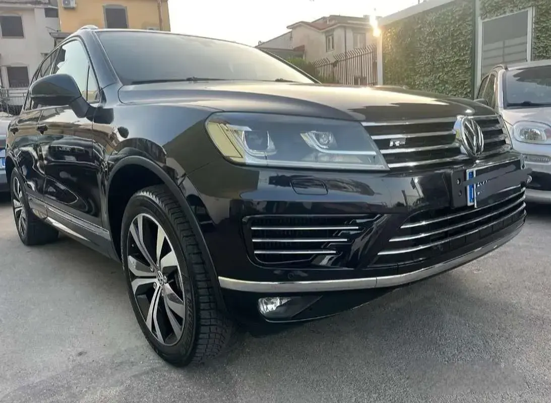 Usata VW Touareg Sportline 204 CV (150 kW) 2017 Blu/azzurro SUV
