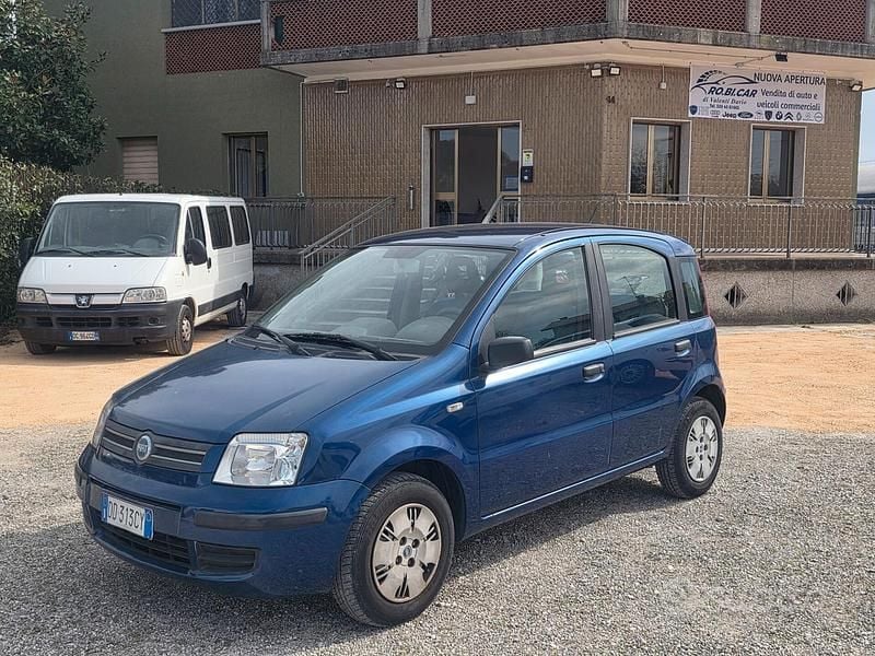 Usata Fiat Panda Dynamic 69 CV (50 kW) 2006 Blu Utilitaria