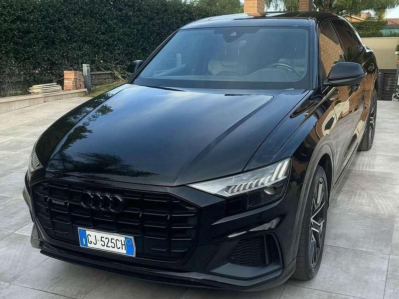 Usata Audi Q8 Sport 286 CV (210 kW) 2022 Nero SUV
