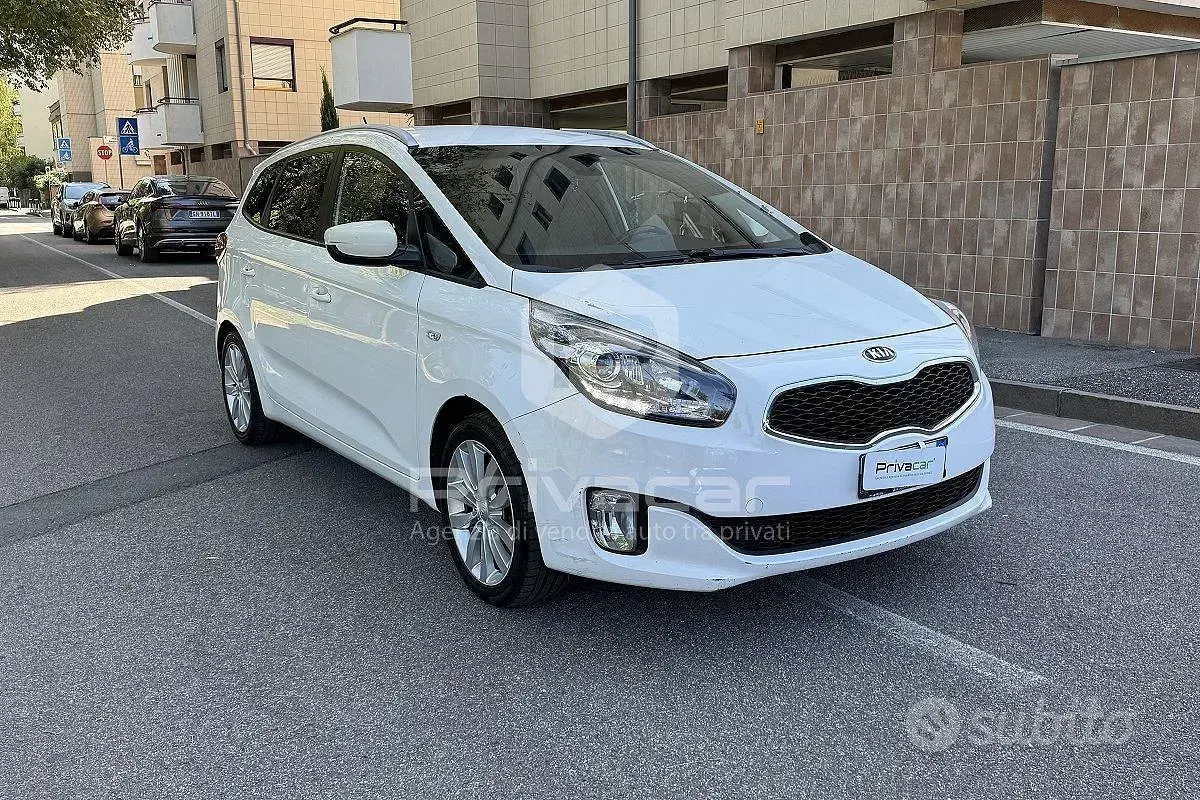 Usata Kia Carens 116 CV (85 kW) 2016 Bianco Monovolume