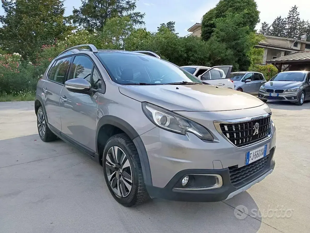 Usata Peugeot 2008 109 CV (80 kW) 2017 SUV