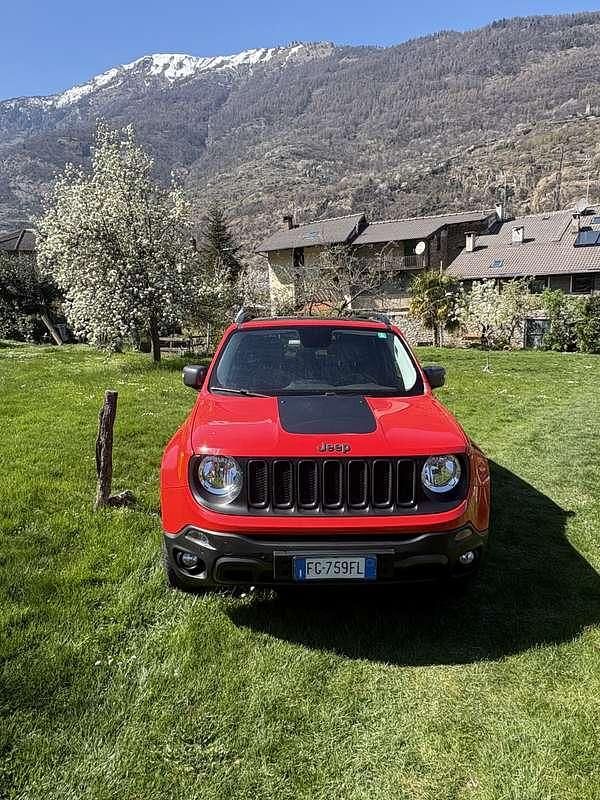 Usata Jeep Renegade Trailhawk 170 CV (125 kW) 2016 SUV