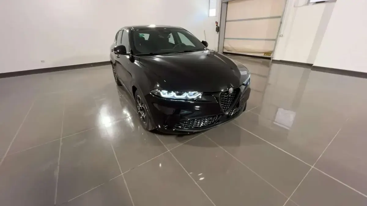 Usata Alfa Romeo Tonale Sprint 131 CV (96 kW) 2024 Nero metallizzato SUV