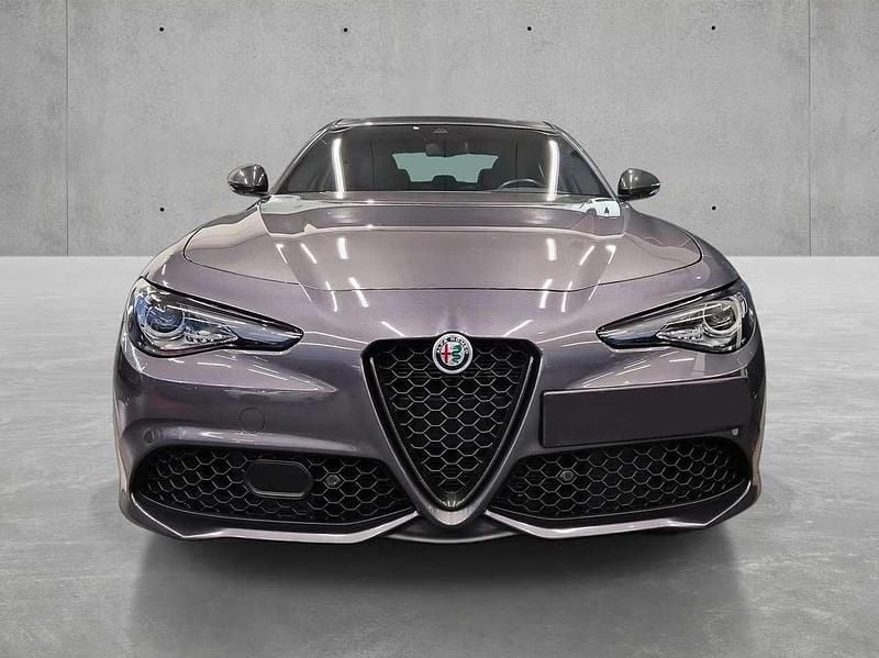 Usata Alfa Romeo Giulia Ti 280 CV (205 kW) 2020 Grigio Berlina