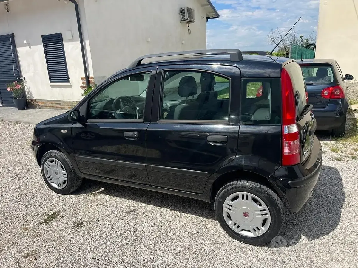 Usata Fiat Panda Dynamic 60 CV (44 kW) 2009 Nero Utilitaria