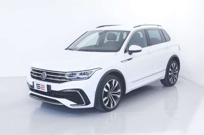 Bianco Usata 2021 VW Tiguan R-line SUV | 29.790 € (Buon prezzo) - Immagine 1/4