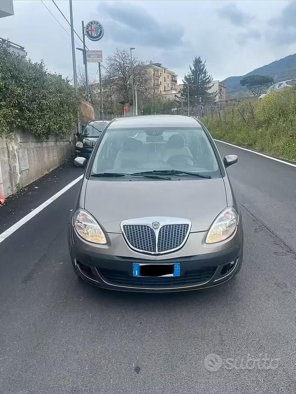 Usata Lancia Musa 69 CV (50 kW) 2007 Monovolume