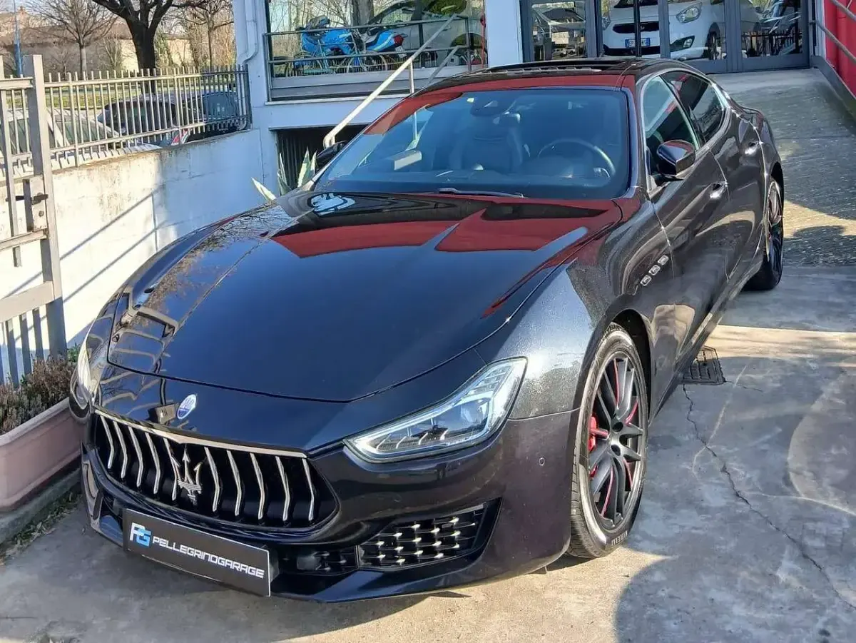 Usata Maserati Ghibli 275 CV (202 kW) 2019 Nero Berlina