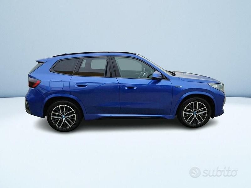 Usata BMW X1 M Sport 326 CV (239 kW) 2023 Blu metallizzato SUV