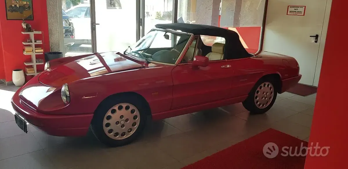 Usata Alfa Romeo Spider 122 CV (89 kW) 1991 Rosso Cabrio