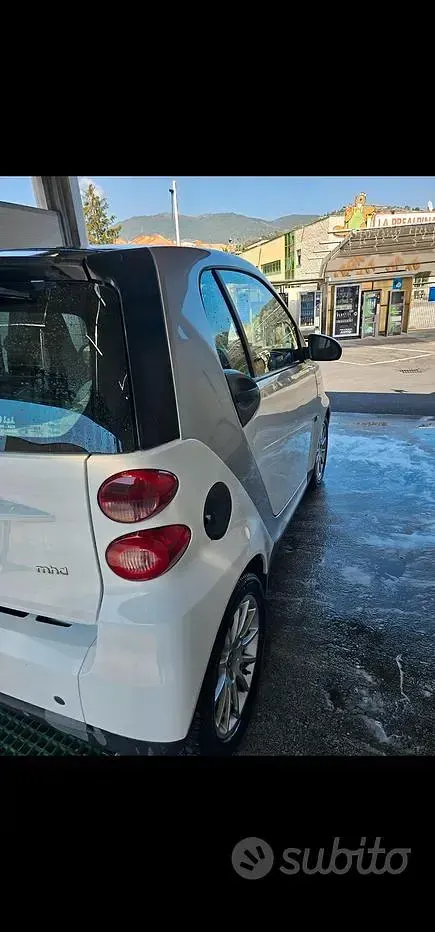 Usata Smart ForTwo Coupé 61 CV (44 kW) 2020 Bianco Coupé