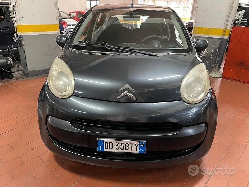 Second-hand Citroën C1 68 CP (50 kW) 2006 Gri Hatchback