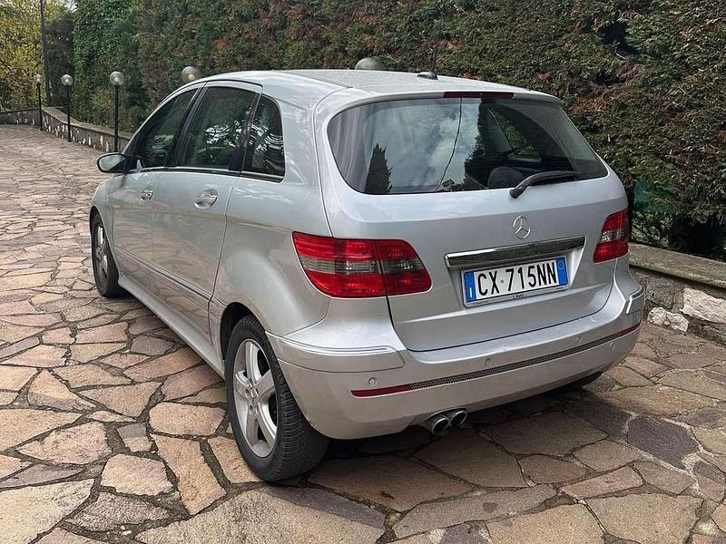 Usata Mercedes B200 193 CV (141 kW) 2005 Monovolume