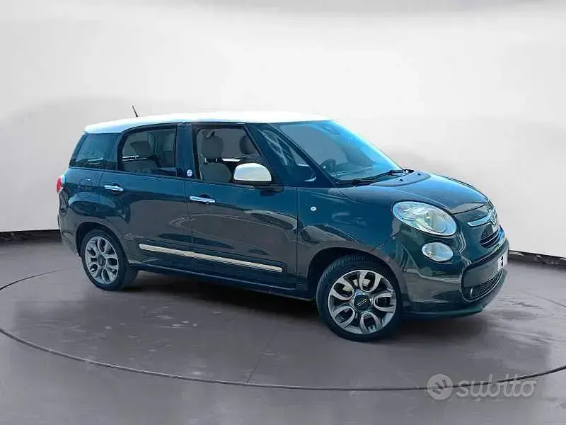 Usata Fiat 500L Living 120 CV (88 kW) 2014 Grigio Monovolume