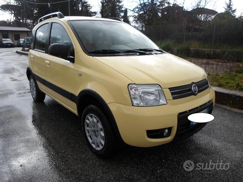 Giallo Usata 2005 Fiat Panda 4x4 Climbing Due volumi | 5900 € (Buon prezzo) - Immagine 1/4