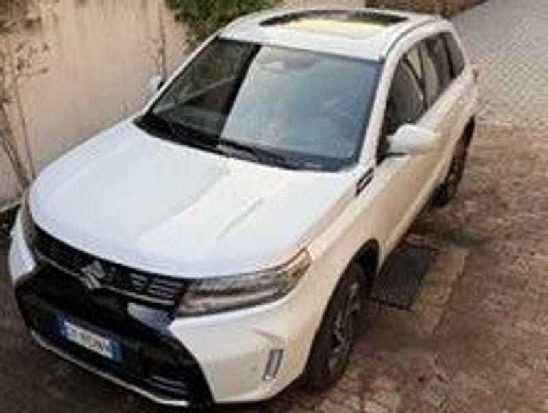 Usata Suzuki Vitara 102 CV (75 kW) 2025 Bianco SUV