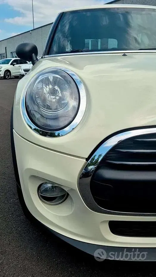 Usata Mini One D 95 CV (69 kW) 2017 Bianco Utilitaria