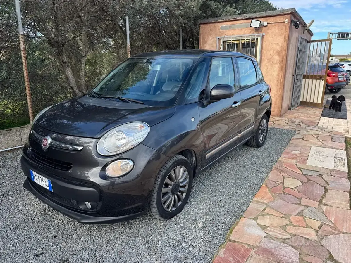 Usata Fiat 500L Pop Star 120 CV (88 kW) 2016 Grigio Monovolume