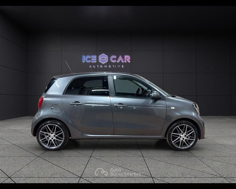 Usata Smart ForFour Brabus 109 CV (80 kW) 2018 Grigio Utilitaria