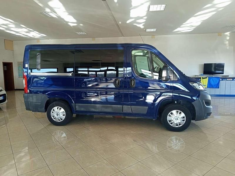 Usata Peugeot Boxer Comfort 110 CV (80 kW) 2017 Blu Furgone