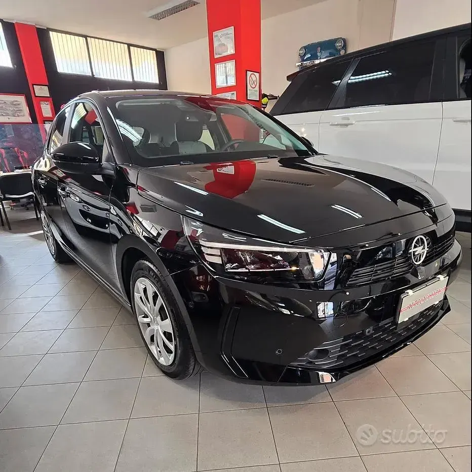 Usata Opel Corsa 75 CV (55 kW) 2024 Nero Utilitaria