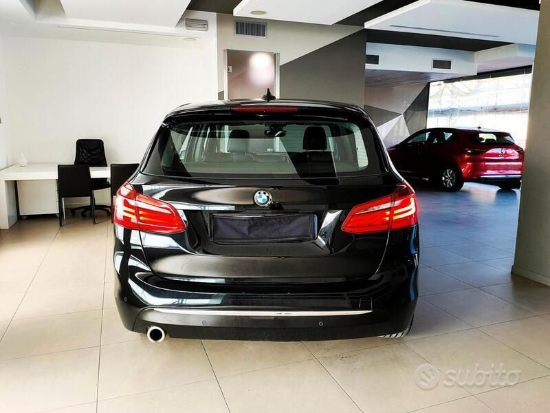 Usata BMW 216 Active Tourer Luxury Line 116 CV (85 kW) 2020 Nero Monovolume