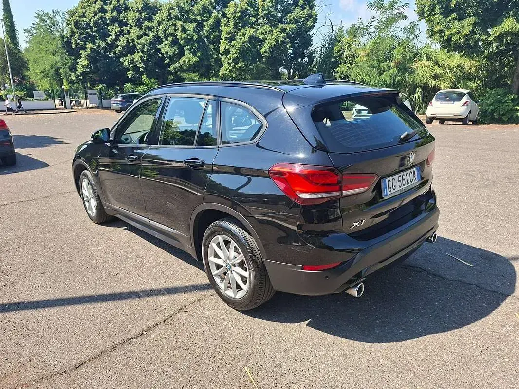 Usata BMW X1 Advantage 150 CV (110 kW) 2021 Nero SUV