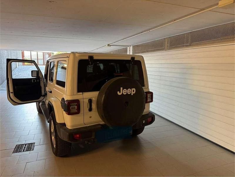 Usata Jeep Wrangler Unlimited Sahara 200 CV (147 kW) 2020 SUV