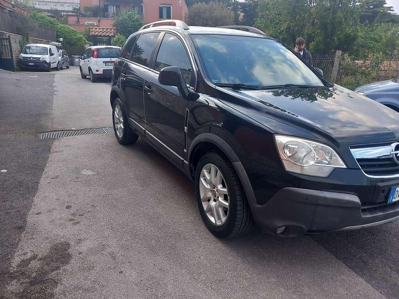 Usata Opel Antara Cosmo 150 CV (110 kW) 2009 Nero SUV