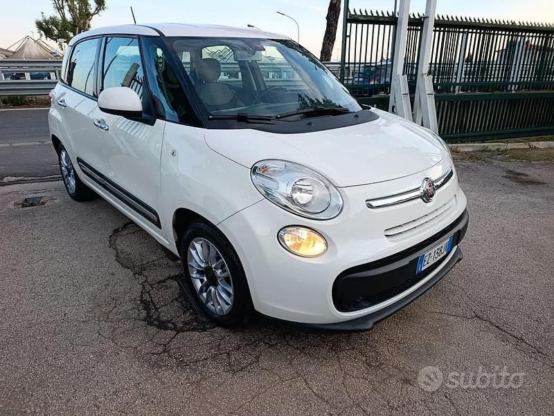 Bianco Usata 2015 Fiat 500L Pop Star Monovolume | 6500 € (Buon prezzo) - Immagine 1/4