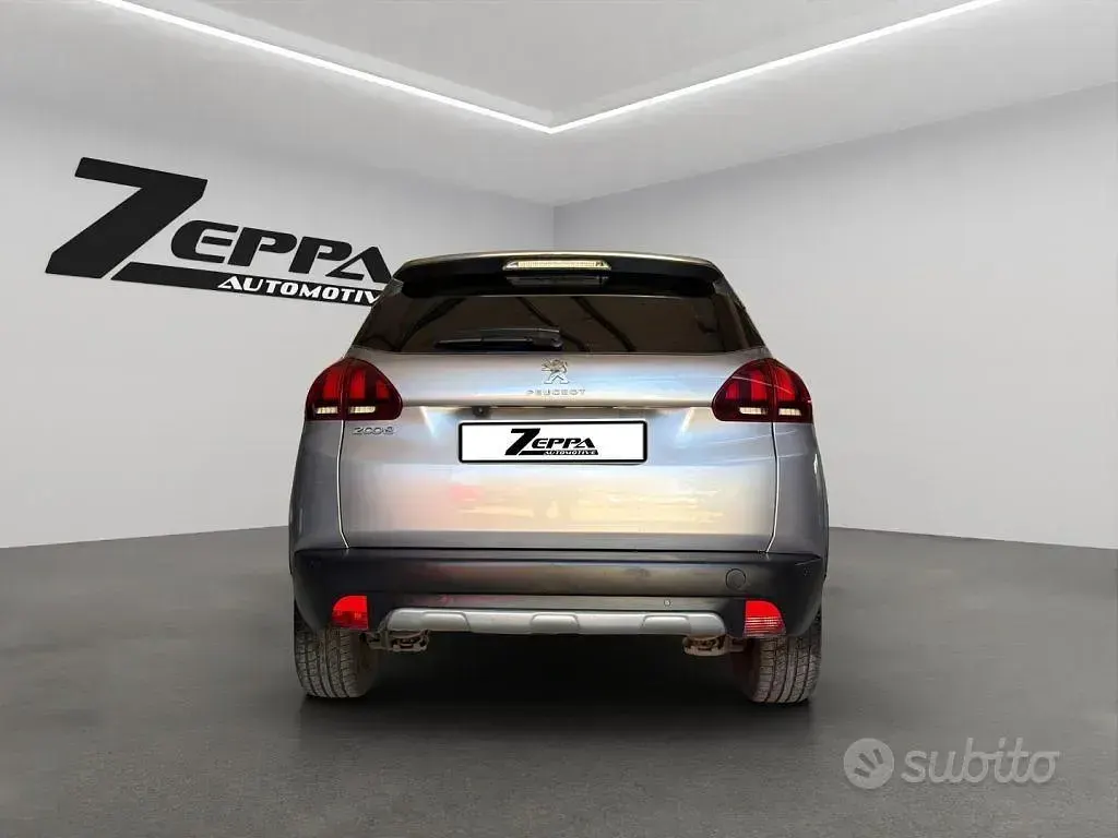 Usata Peugeot 2008 Allure 102 CV (75 kW) 2019 Grigio SUV
