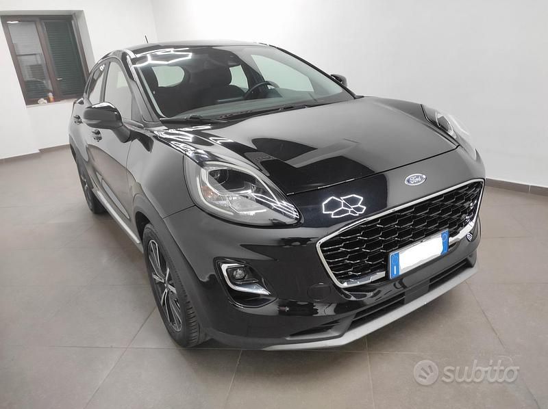 Usata Ford Puma Titanium S 120 CV (88 kW) 2021 Nero SUV
