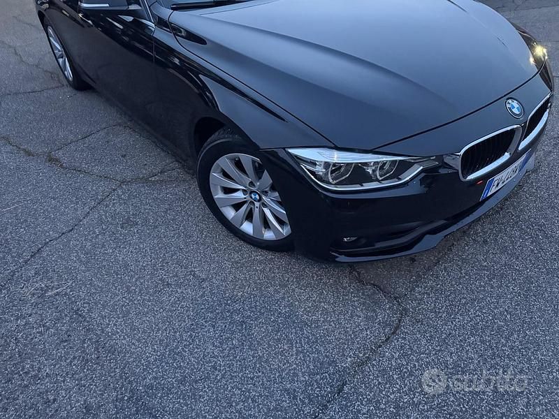 Usata BMW 318 2019 Nero Station wagon