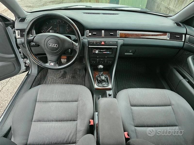 Usata Audi A6 Ambiente 150 CV (110 kW) 2000 Station wagon