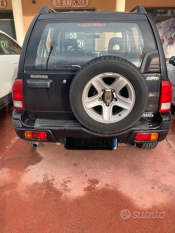 Usata Suzuki Grand Vitara 2003 Nero Station wagon