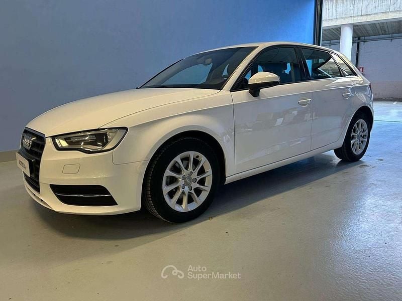 Usata Audi A3 Young 110 CV (80 kW) 2015 Bianco Berlina