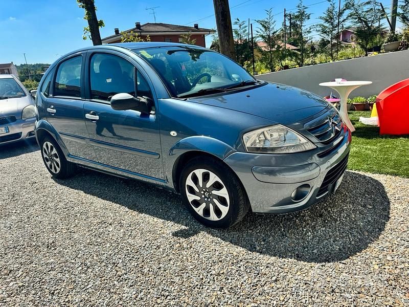 Begagnad Citroën C3 2007 Vit Sedan