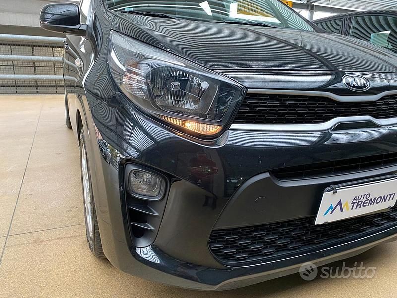 Usata Kia Picanto Active 67 CV (49 kW) 2020 Nero Utilitaria