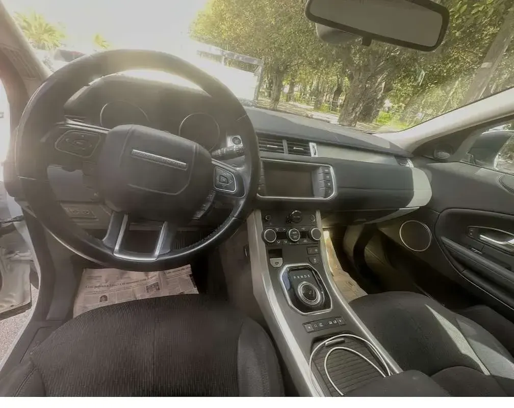 Usata Land Rover Range Rover evoque 150 CV (110 kW) 2016 Bianco SUV