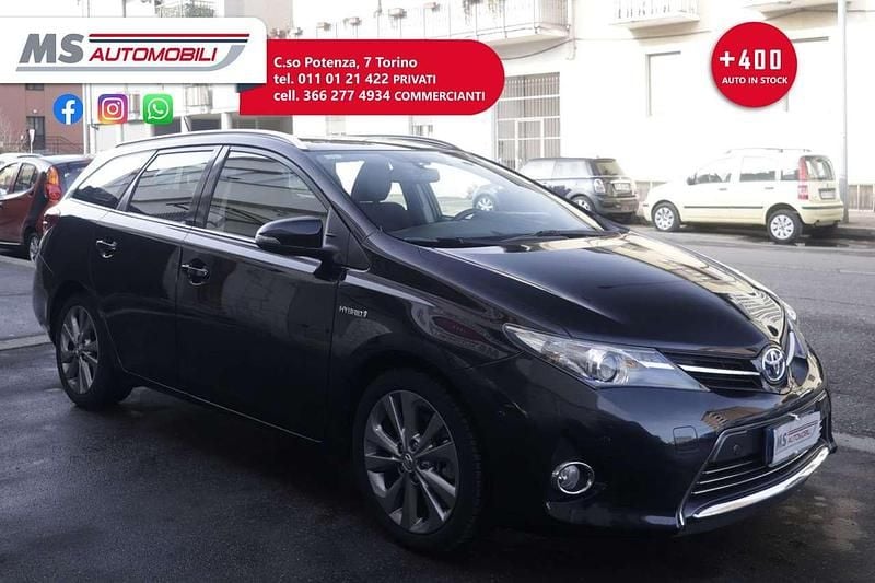 Nero Usata 2015 Toyota Auris Hybrid Lounge Station wagon | 10.900 € (Buon prezzo) - Immagine 1/4