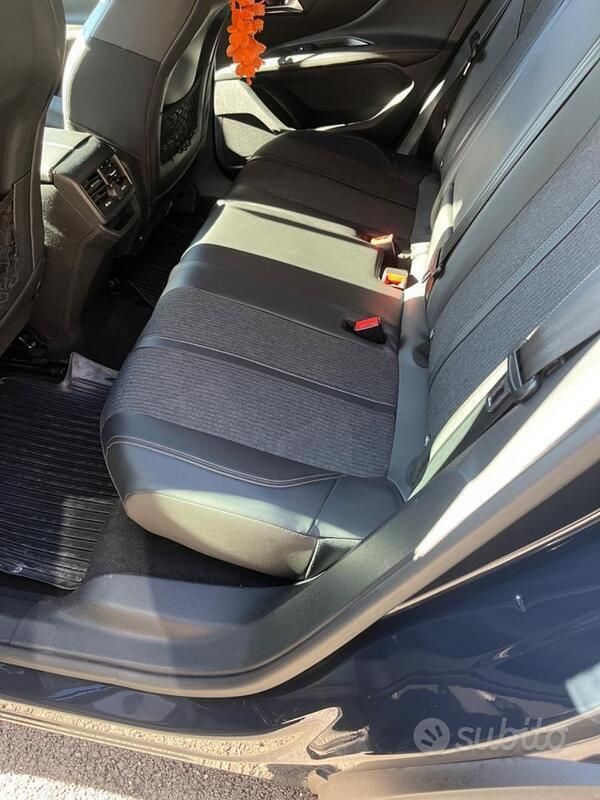 Usata Peugeot 3008 120 CV (88 kW) 2018 SUV
