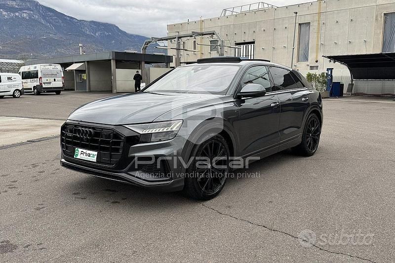 Grigio Usata 2019 Audi Q8 Sport SUV | 45.900 € (Buon prezzo) - Immagine 1/4