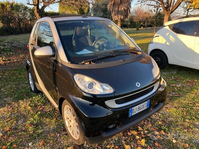 Usata Smart ForTwo Cabrio Passion 71 CV (52 kW) 2007 Nero Cabrio