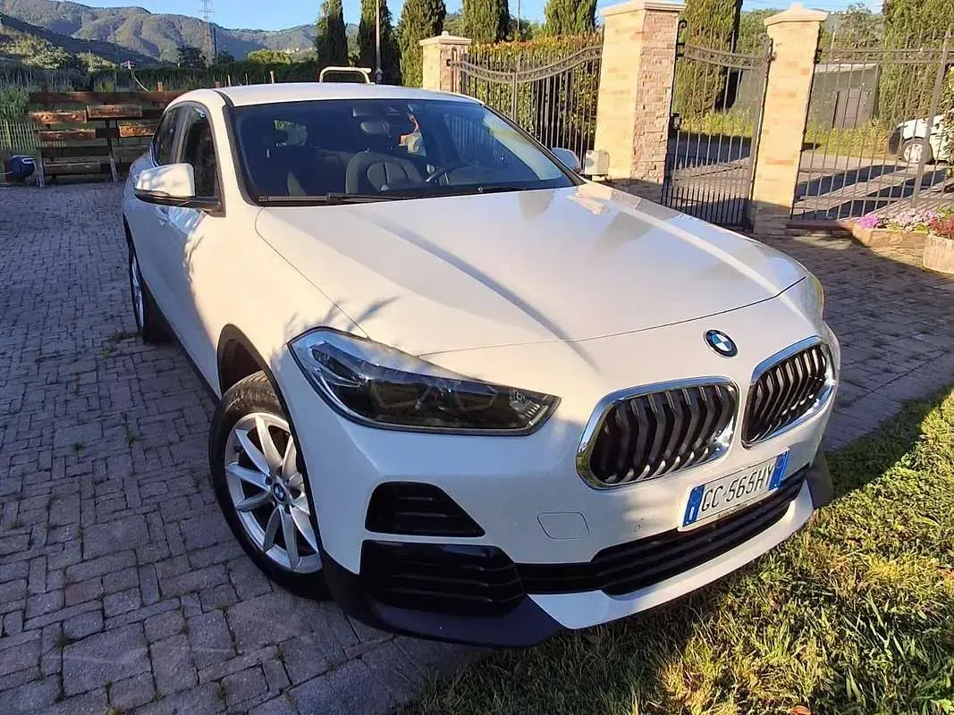 Begagnad BMW X2 Comfort Edition 140 HK (102 kW) 2020 Vit SUV