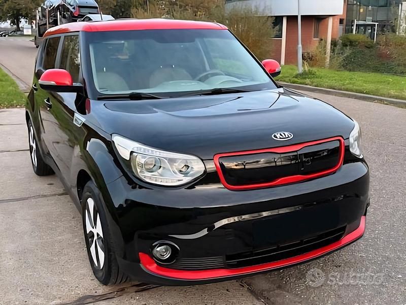 Nero Usata 2016 Kia Soul EV SUV | 11.500 € - Immagine 1/4