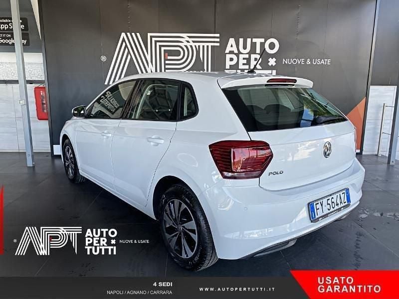 Używany VW Polo Comfortline 95 KM (69 kW) 2019 Biały Hatchback