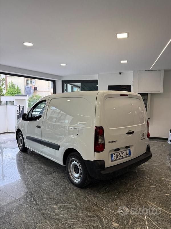 Usata Citroën Berlingo 100 CV (73 kW) 2018 Bianco Monovolume