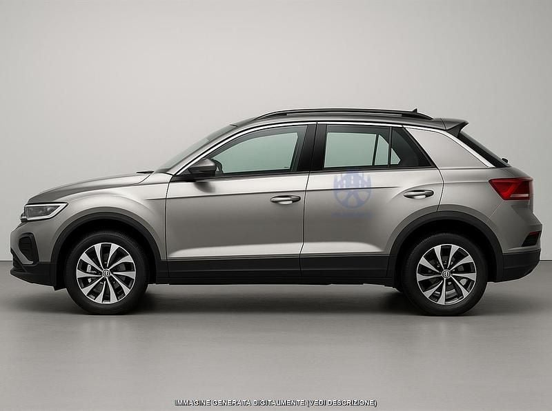 Usata VW T-Roc Move 116 CV (85 kW) 2024 Argento SUV
