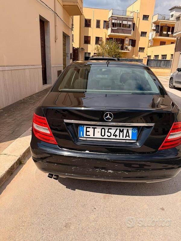 Usata Mercedes C200 2012 Nero Berlina